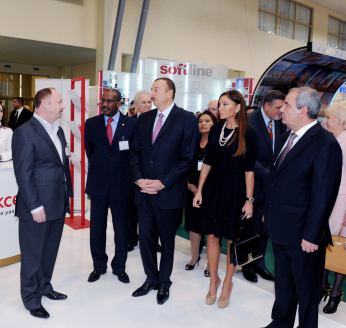 Azərbaycan Prezidenti və xanımı "BakuTel-2011" XVII Beynəlxalq telekommunikasiya və informasiya texnologiyaları sərgisi ilə tanış olublar (FOTO)(ƏLAVƏ OLUNUB)
