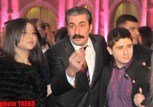 Türkiyənin şou-ulduzları Azərbaycanda mükafat aldılar (FOTO)
