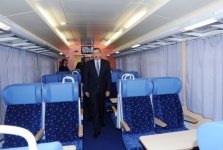 İlham Əliyev Slovakiyada əsaslı təmir edilərək Bakıya gətirilmiş sərnişin vaqonları ilə tanış olub (FOTO)
