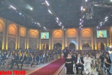 Türkiyənin şou-ulduzları Azərbaycanda mükafat aldılar (FOTO)