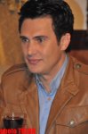 Nadir Qafarzadə Rusiya şou-biznesinə qatılmaqdan ötrü minlərlə avrosundan keçir (FOTO)