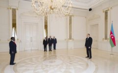 İlham Əliyev bir sıra xarici ölkələrin Azəbaycandakı səfirlərinin etimadnamələrini qəbul edib (FOTO)