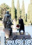 Azərbaycan Prezidenti İlham Əliyev ümummilli lider Heydər Əliyevin məzarını ziyarət edib (ƏLAVƏ OLUNUB) (FOTO)