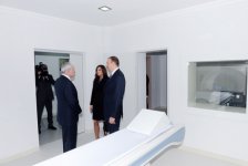Azərbaycan Prezidenti və xanımı əsaslı təmirdən sonra istifadəyə verilmiş Uşaq Nevroloji Xəstəxanası ilə tanış olublar (ƏLAVƏ OLUNUB) (FOTO)