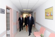 Azərbaycan Prezidenti və xanımı əsaslı təmirdən sonra istifadəyə verilmiş Uşaq Nevroloji Xəstəxanası ilə tanış olublar (ƏLAVƏ OLUNUB) (FOTO)