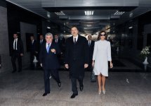 Azərbaycan Prezidenti və xanımı yeni piyada keçidlərinin açılışlarında iştirak ediblər (FOTO)