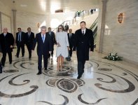 Azərbaycan Prezidenti və xanımı yeni piyada keçidlərinin açılışlarında iştirak ediblər (FOTO)