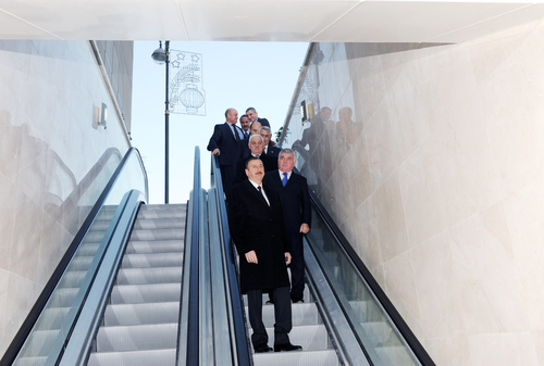 Azərbaycan Prezidenti və xanımı yeni piyada keçidlərinin açılışlarında iştirak ediblər (FOTO)