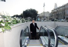 Azərbaycan Prezidenti və xanımı yeni piyada keçidlərinin açılışlarında iştirak ediblər (FOTO)