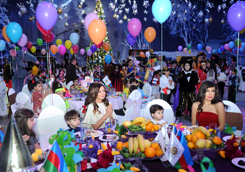 Mehriban Əliyeva: Gələn il "Eurovision" mahnı müsabiqəsi ölkəmizdə keçiriləcək və mən əminəm ki, bu, gözəl bir bayrama çevriləcəkdir (ƏLAVƏ OLUNUB)