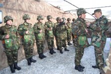 Azərbaycan Prezidenti Goranboy rayonunda təmas xəttindəki hərbi hissədə olub (FOTO)