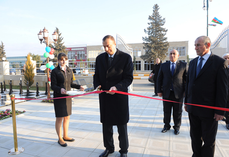 İlham Əliyev Goranboyda şahmat məktəbinin açılışında iştirak edib (FOTO)