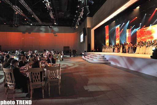Bakı "Eurovision 2012"-yə ev sahibliyini rəsmən qəbul etdi (FOTO) (VİDEO)