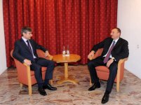 İlham Əliyev “Microsoft International” şirkətinin prezidenti, “Microsoft” Korporasiyasının vitse-prezidenti ilə görüşüb