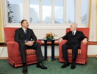 İlham Əliyev İsrail Prezidenti Şimon Peres ilə görüşüb