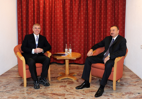 Prezident İlham Əliyev Böyük Britaniyanın York Hersoqu, şahzadə Endryu ilə görüşüb