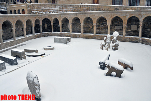 Bakının qar mənzərəsi (FOTOSESSİYA)