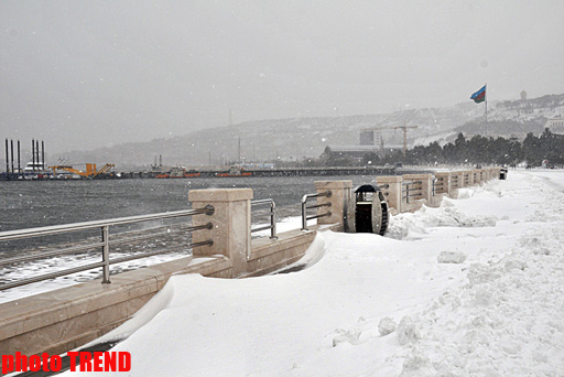 Bakının qar mənzərəsi (FOTOSESSİYA)