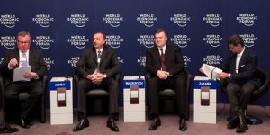 Prezident İlham Əliyev: Son illər Azərbaycanda ictimai-siyasi sabitliyin təmin olunması və demokratiyanın inkişafında böyük addımlar atılıb (FOTO)