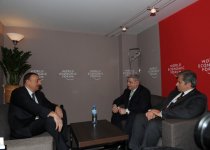 İlham Əliyev İordaniyanın Baş naziri ilə görüşüb