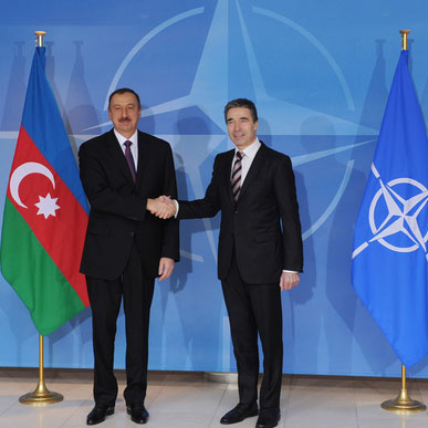 Prezidenti İlham Əliyev NATO-nun baş katibi Anders Foq Rasmussen ilə görüşüb (FOTO)