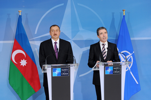 Prezidenti İlham Əliyev NATO-nun baş katibi Anders Foq Rasmussen ilə görüşüb (FOTO)