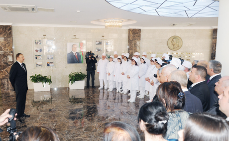 İlham Əliyev Qusar Rayon Mərkəzi Xəstəxanasının açılışında iştirak edib (FOTO)