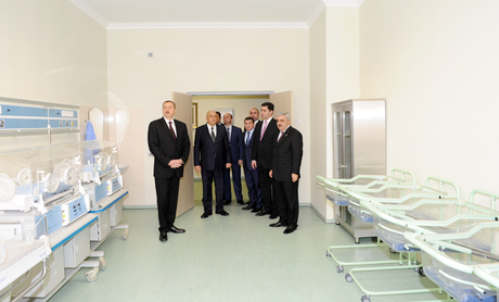 İlham Əliyev Qusar Rayon Mərkəzi Xəstəxanasının açılışında iştirak edib (FOTO)
