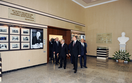 İlham Əliyev Qusarda Heydər Əliyev Mərkəzinin açılışında iştirak edib (FOTO)