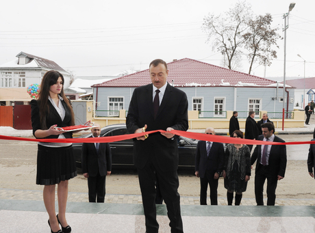 İlham Əliyev Qusarda Şahmat Mərkəzinin açılışında iştirak edib (FOTO)