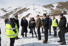 Azərbaycan Prezidenti və xanımı "Şahdağ" Qış-Yay Turizm Kompleksinin tikintisinin birinci mərhələsi üzrə tamamlama işləri ilə tanış olublar (FOTO)