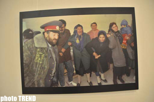 Bakıda fransalı fotoqrafın Xocalı faciəsinə həsr edilmiş unikal işləri təqdim olunub (FOTO)