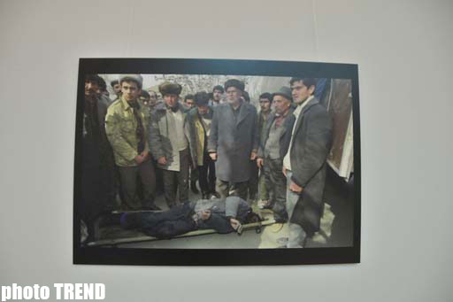 Bakıda fransalı fotoqrafın Xocalı faciəsinə həsr edilmiş unikal işləri təqdim olunub (FOTO)