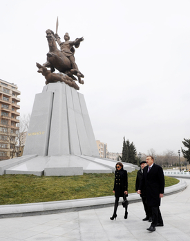 Prezident İlham Əliyev: Azərbaycan dövləti güclü milli təməl üzərində qurulub (FOTO)