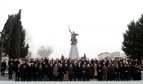 Prezident İlham Əliyev: Azərbaycan dövləti güclü milli təməl üzərində qurulub (FOTO)