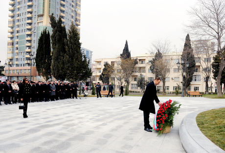 Prezident İlham Əliyev: Azərbaycan dövləti güclü milli təməl üzərində qurulub (FOTO)