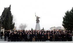 Prezident İlham Əliyev: Azərbaycan dövləti güclü milli təməl üzərində qurulub (FOTO)