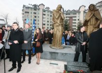 Leyla Əliyeva: Xocalıda baş verənlərin ağrısı bu günədək hiss olunur (FOTO)