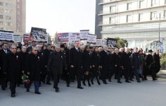 Azərbaycan Prezidenti və xanımı Xocalı faciəsi qurbanlarının abidəsini ziyarət edib (ƏLAVƏ OLUNUB) (FOTO)