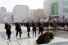 Azərbaycan Prezidenti və xanımı Xocalı faciəsi qurbanlarının abidəsini ziyarət edib (ƏLAVƏ OLUNUB) (FOTO)