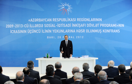 Prezident İlham Əliyev regionların 2009-2013-cü illərdə sosial-iqtisadi inkişafı Dövlət Proqramının icrasının üçüncü ilinin yekunları üzrə konfransda iştirak edib