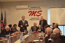 Ümummilli lider Heydər Əliyevin həyat və fəaliyyətindən bəhs edən sənədli film mükafatlandırılıb (FOTO)