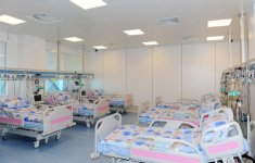 Azərbaycanın birinci xanımı Milli Onkologiya Mərkəzinin yeni tikilmiş uşaq klinikası ilə tanış olmuşdur (FOTO)