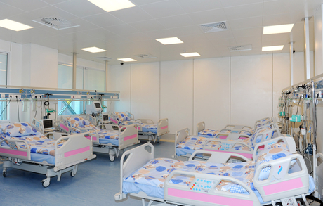 Azərbaycanın birinci xanımı Milli Onkologiya Mərkəzinin yeni tikilmiş uşaq klinikası ilə tanış olmuşdur (FOTO)