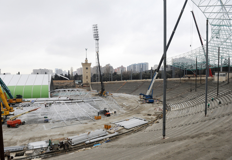 Prezident İlham Əliyev Tofiq Bəhramov adına Respublika Stadionunda həyata keçirilən əsaslı təmir işlərinin gedişi ilə tanış olub (FOTO)