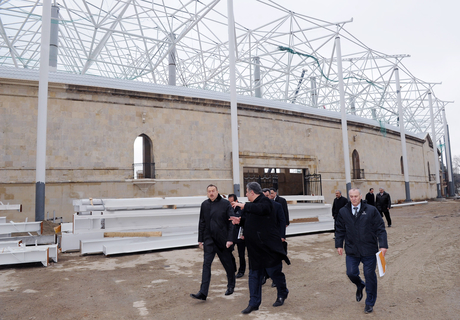 Prezident İlham Əliyev Tofiq Bəhramov adına Respublika Stadionunda həyata keçirilən əsaslı təmir işlərinin gedişi ilə tanış olub (FOTO)