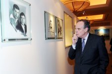 Azərbaycanın birinci xanımı Fransanın mədəniyyət və kommunikasiya naziri ilə görüşüb (FOTO)