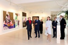 Azərbaycanın birinci xanımı ilə Fransanın mədəniyyət və kommunikasiya naziri Müasir İncəsənət Muzeyində olublar (FOTO)