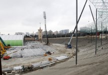 Prezident İlham Əliyev Tofiq Bəhramov adına Respublika Stadionunda həyata keçirilən əsaslı təmir işlərinin gedişi ilə tanış olub (FOTO)