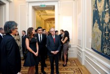 Mehriban xanım Əliyeva: Azərbaycan digər sahələrdə olduğu kimi, mədəniyyət sahəsində də Fransa dövləti ilə əlaqələrini möhkəmləndirir (FOTO)